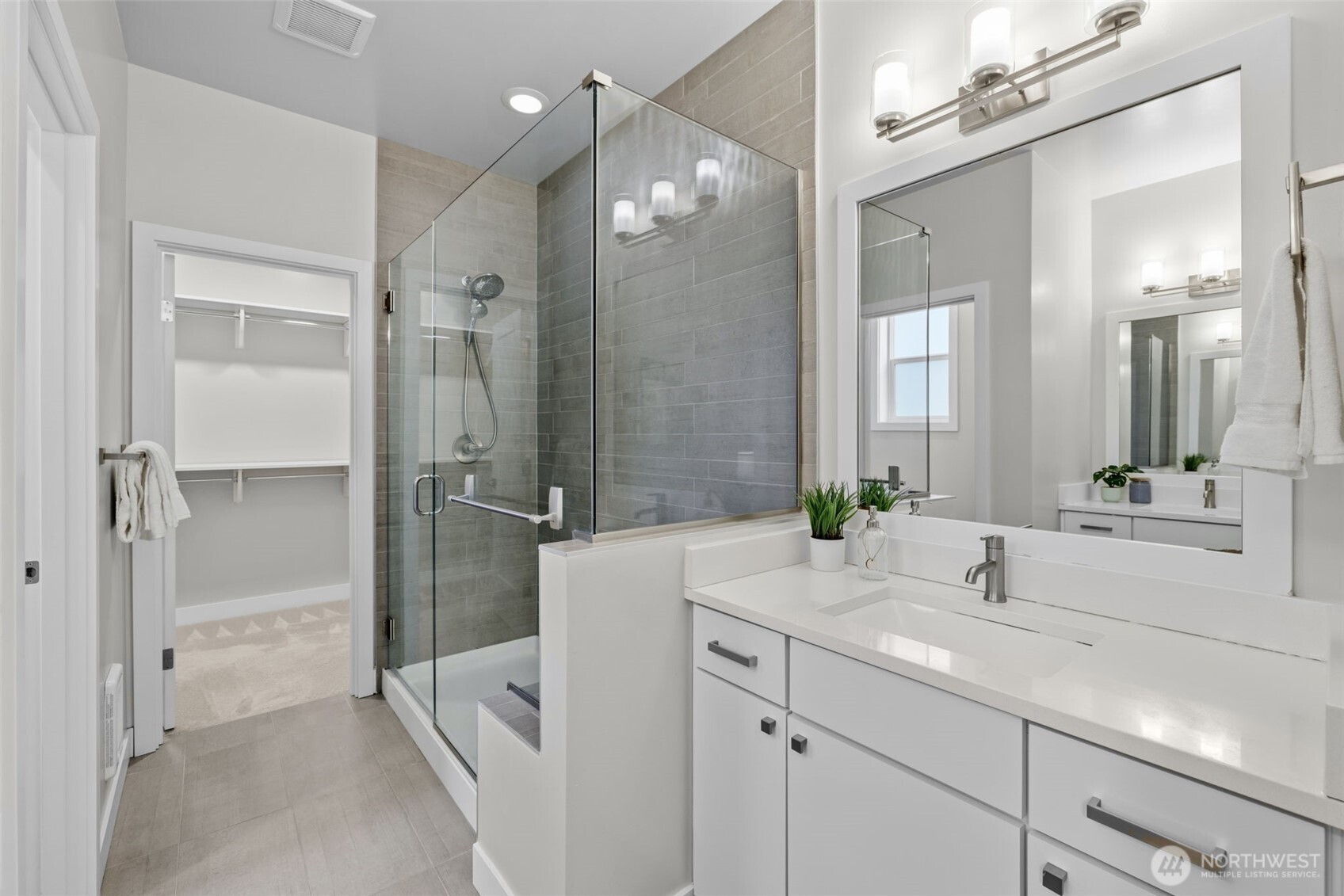 10308 Northeast 189th Street, Unit A Bothell, WA 98011 - Photo 28 of 37