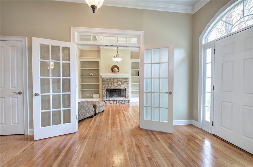 302 Waterfall Court Canton, GA 30115 - Photo 6 of 81