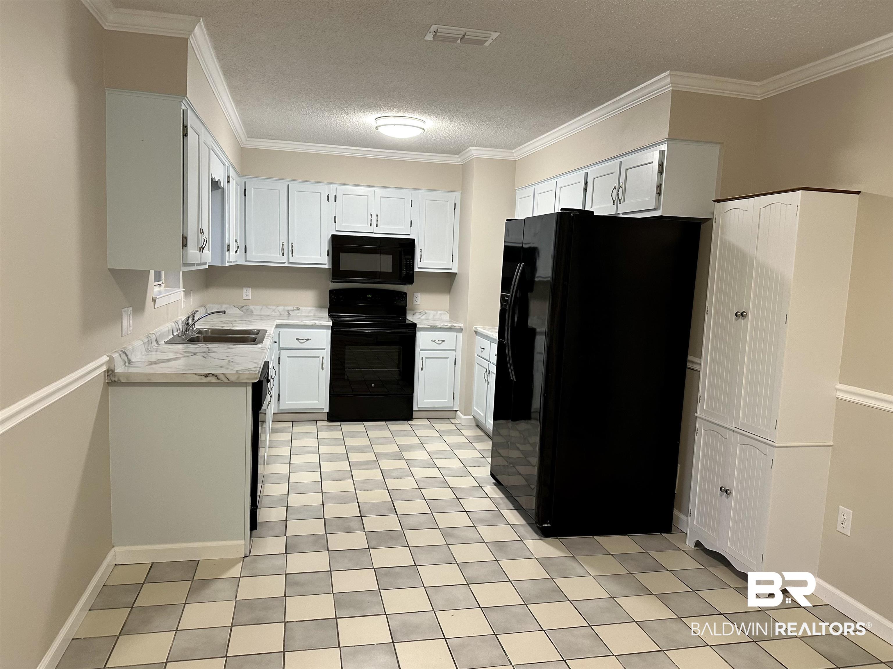 15147 Highland Circle Foley, AL 36535 - Photo 13 of 18 Gallery Image 13