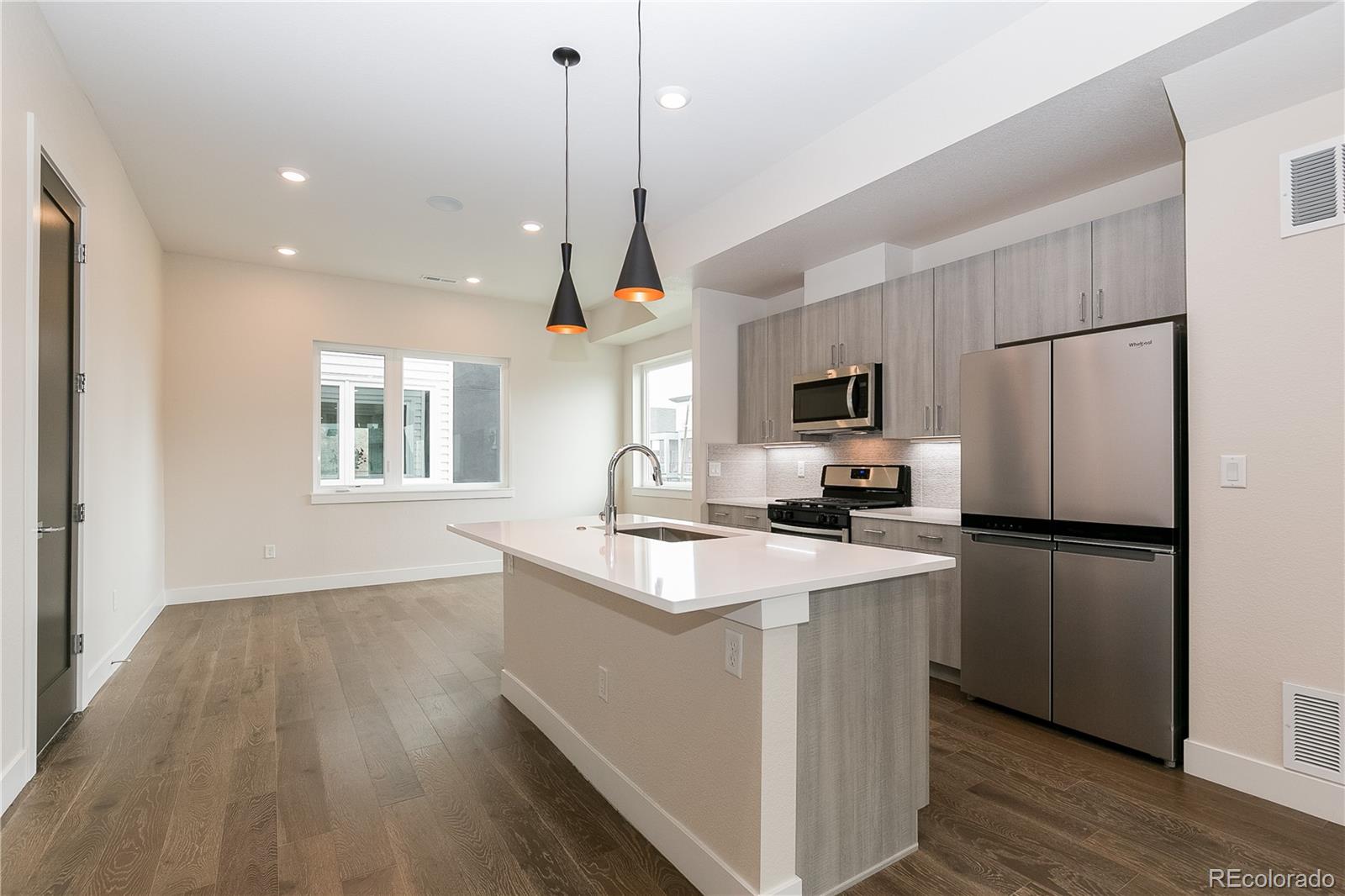 1275 Stuart Street Denver, CO 80204 - Photo 16 of 28