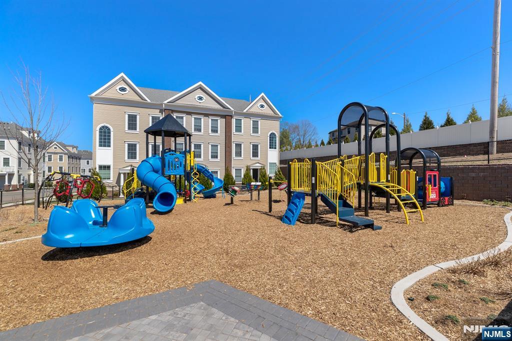 8 Veterans Drive Wood-Ridge, NJ 07075 - Photo 47 of 47