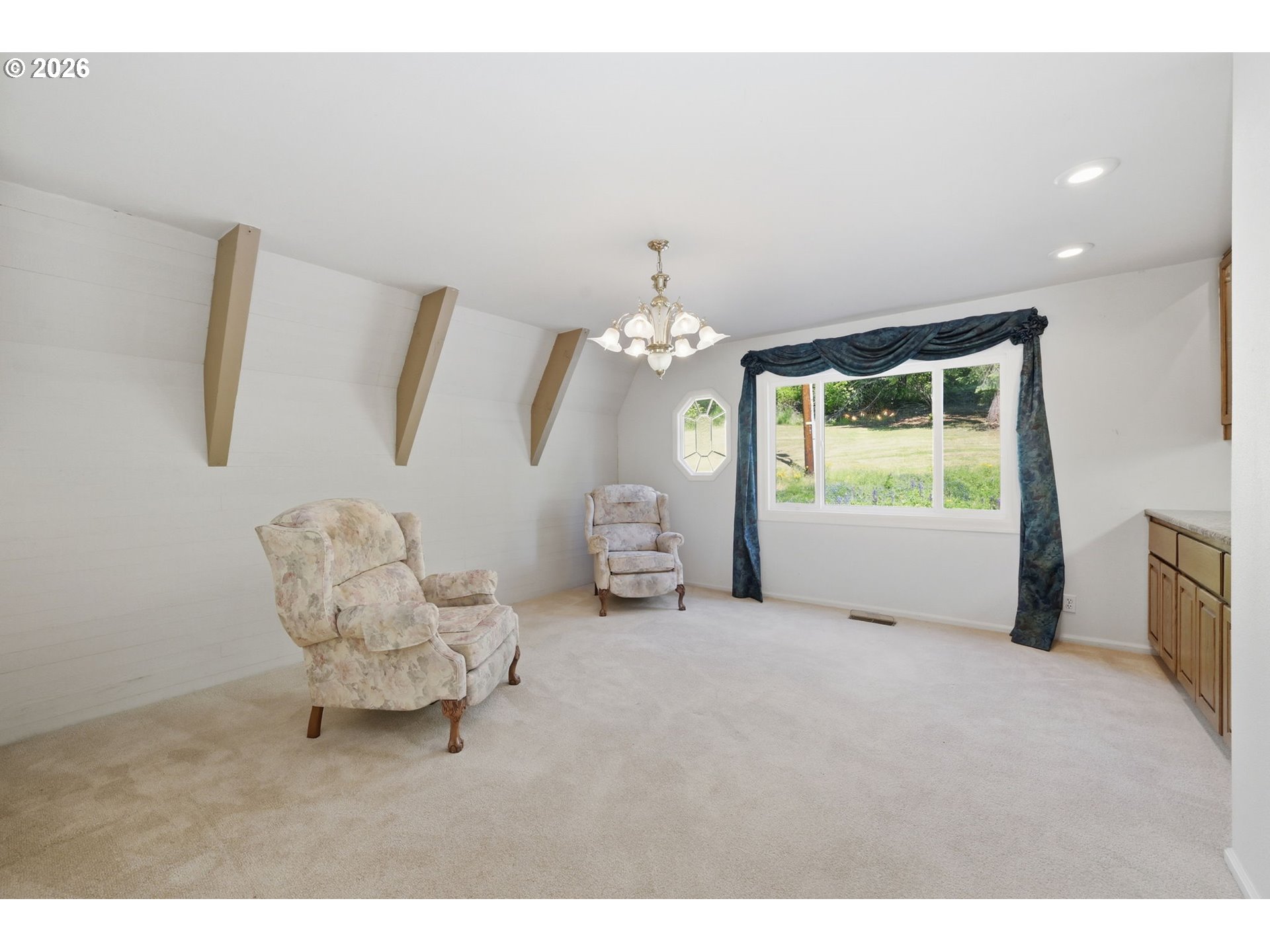 90966 Hill Road Springfield, OR 97478 - Photo 18 of 48 Dining Room