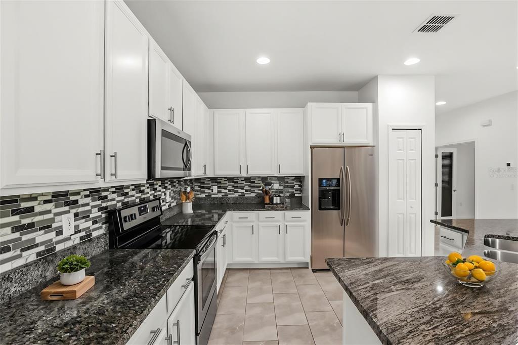 3788 Saltmarsh Loop Sanford, FL 32773 - Photo 4 of 26