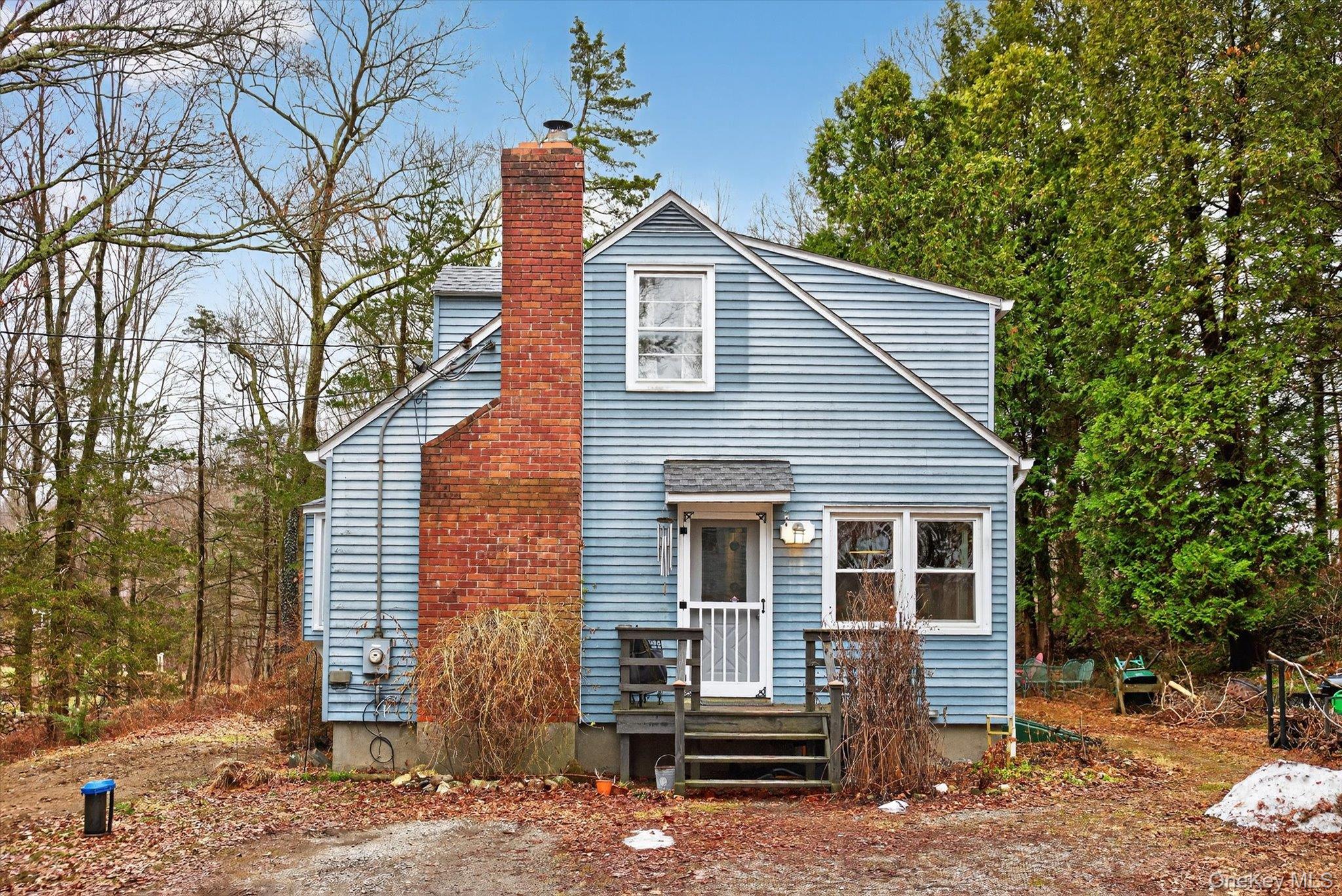 2791 Highway 9 Cold Spring, NY 10516 - Photo 4 of 47 Secondary entrance off the side