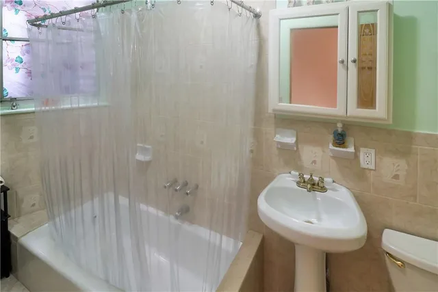 $1,699,999 | 1746 Anthony Avenue | Mount Hope