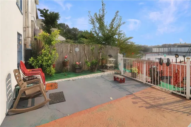 $1,699,999 | 1746 Anthony Avenue | Mount Hope