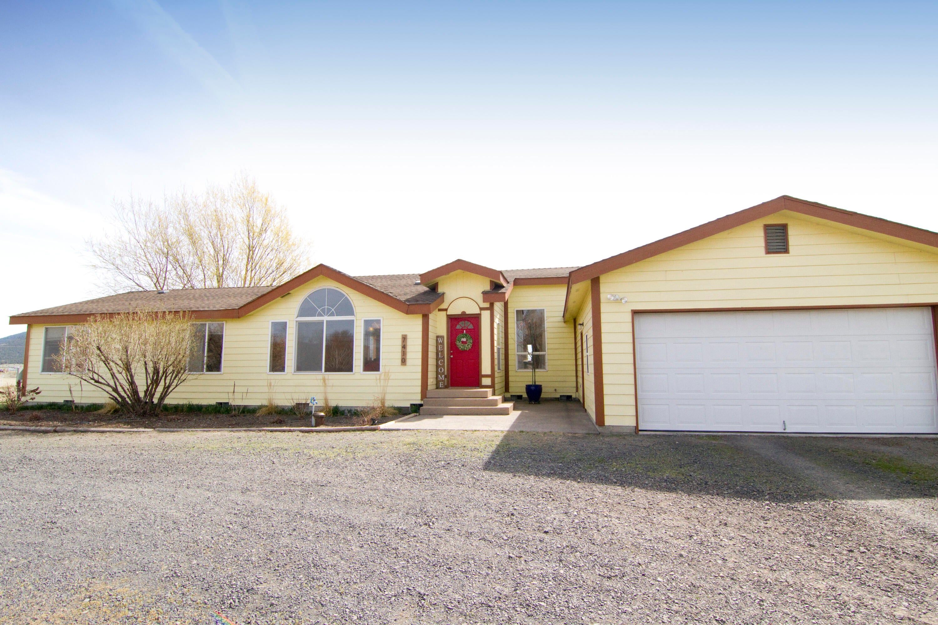 7410 Reeder Road Klamath Falls, OR 97603 - Photo 2 of 27 Reeder 02