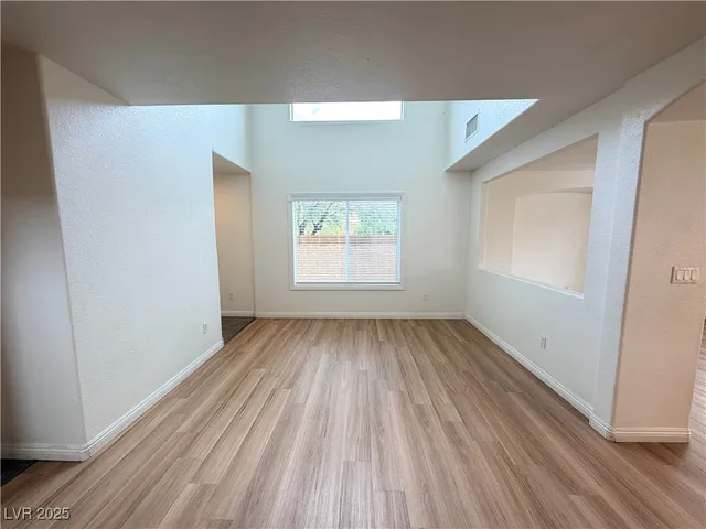 $1,950 | 7648 Concord Heights Street, Las Vegas, NV 89149