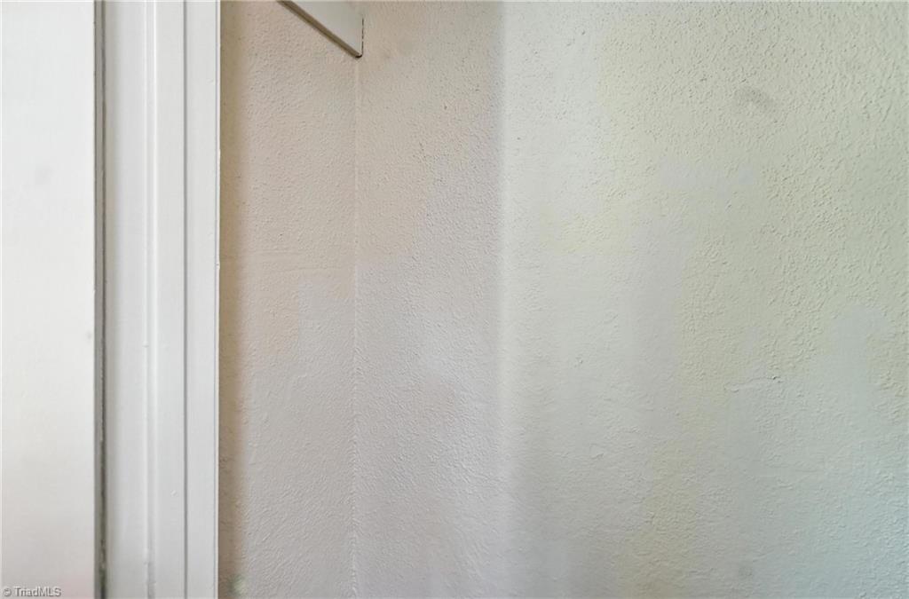 630 Spring Garden Circle High Point, NC 27260 - Photo 14 of 33 Gallery Image 14