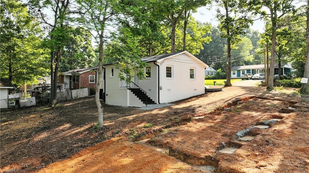 630 Spring Garden Circle High Point, NC 27260 - Photo 21 of 33 Gallery Image 21