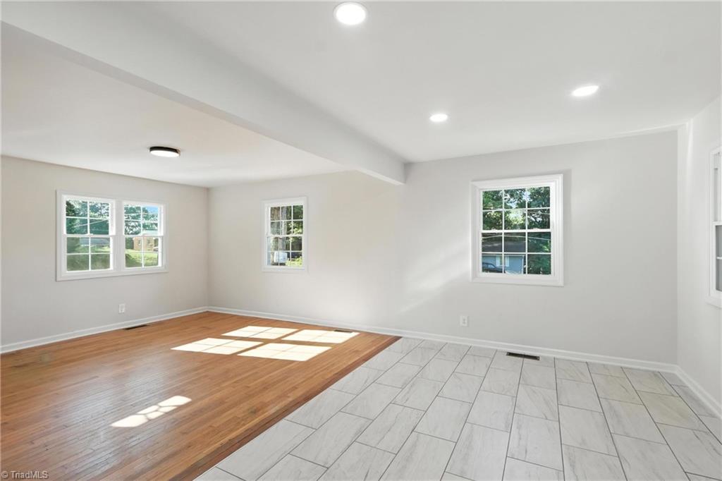 630 Spring Garden Circle High Point, NC 27260 - Photo 10 of 33 Gallery Image 10