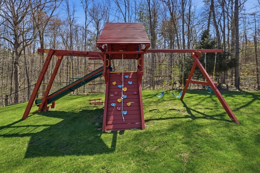 7 Nelson Road Charlton, MA 01507 - Photo 28 of 42 Gallery Image 28