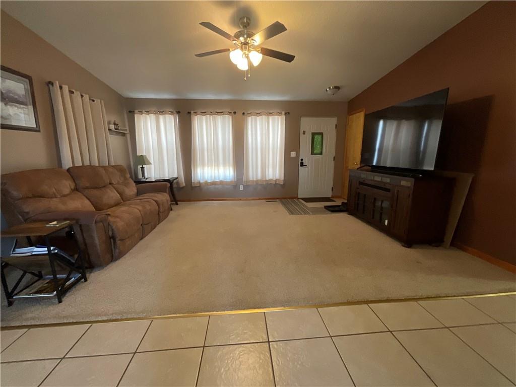 7250 Southeast Bobby Road Cameron, MO 64429 - Photo 8 of 33