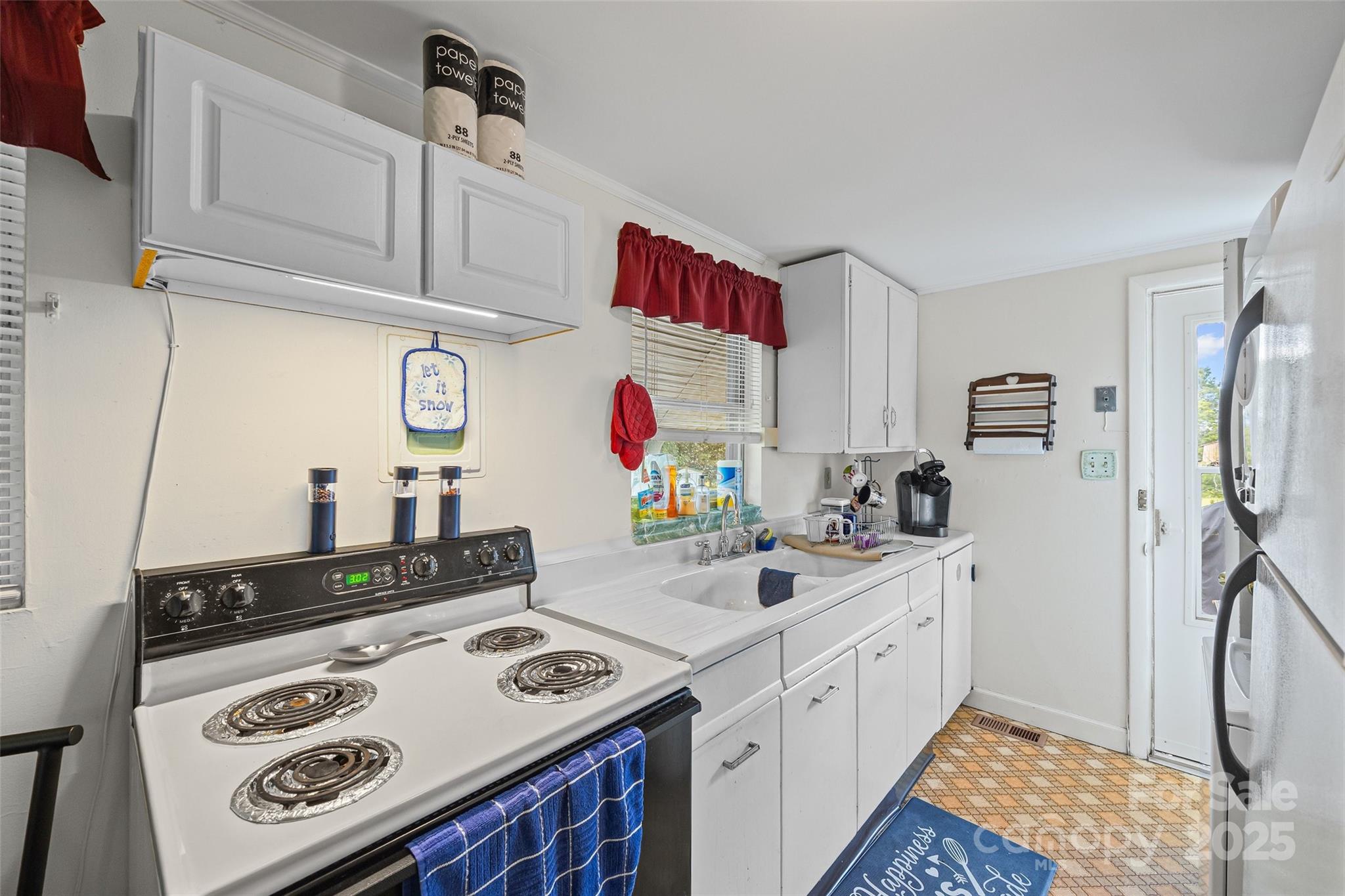 1180 State Rd S-46-169 McConnells, SC 29726 - Photo 9 of 22