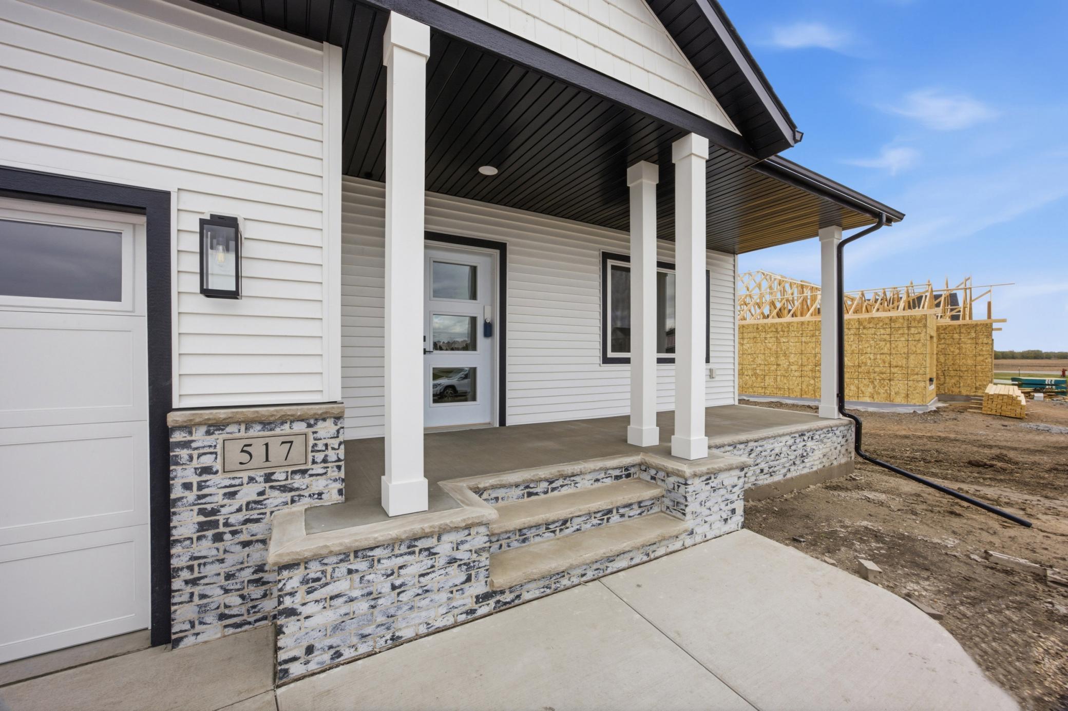 517 Prairie Parkway Kindred, ND 58051 - Photo 3 of 63