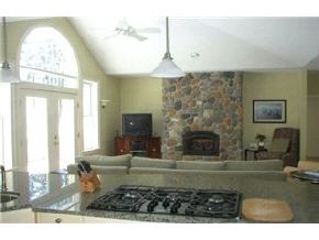 31 Willoughby Road Hopkinton, NH 03229 - Photo 3 of 9