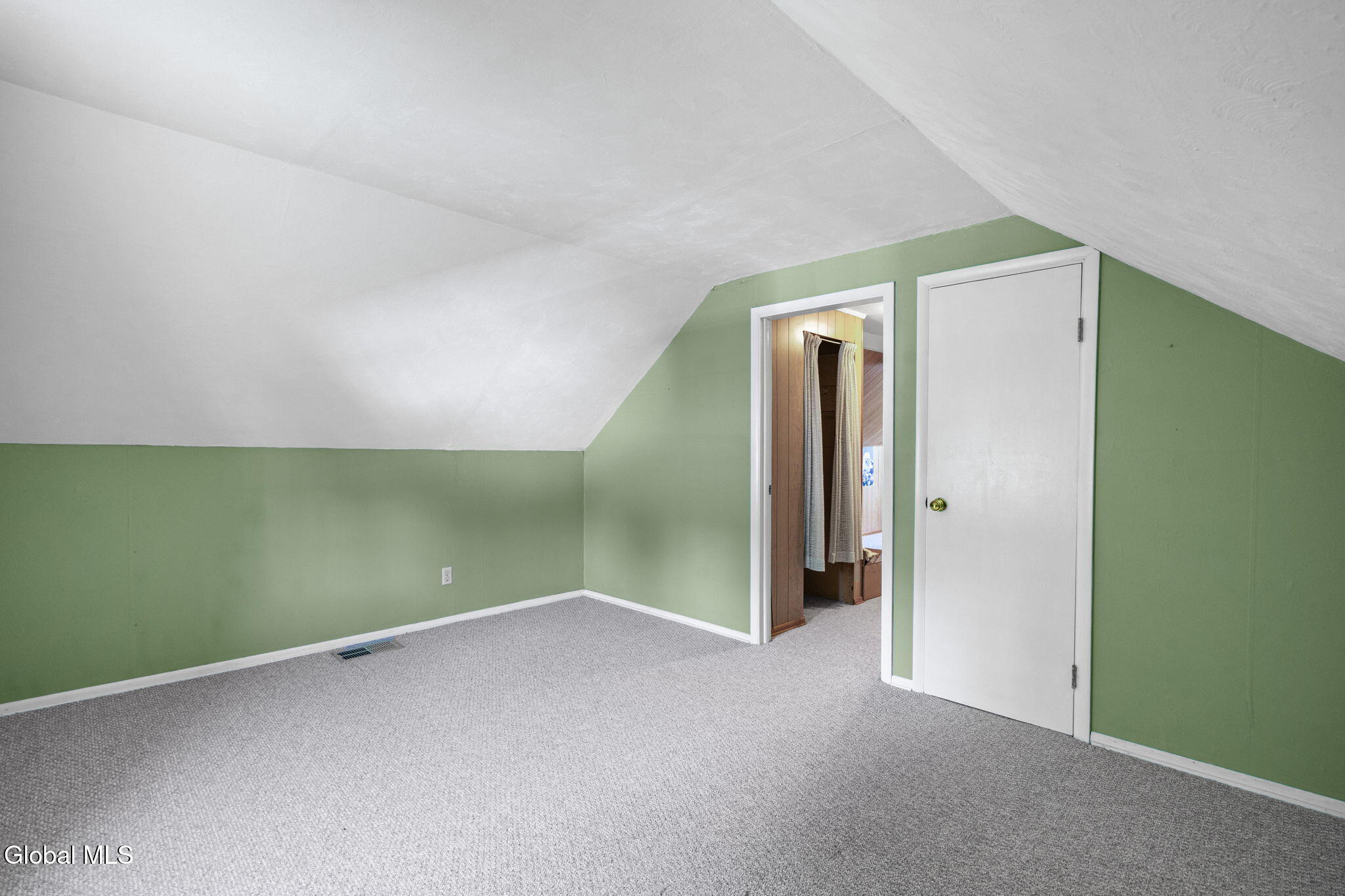 7 Pinewood Road Guilderland, NY 12084 - Photo 30 of 36 29-web-or-mls-7-pinewood-rd