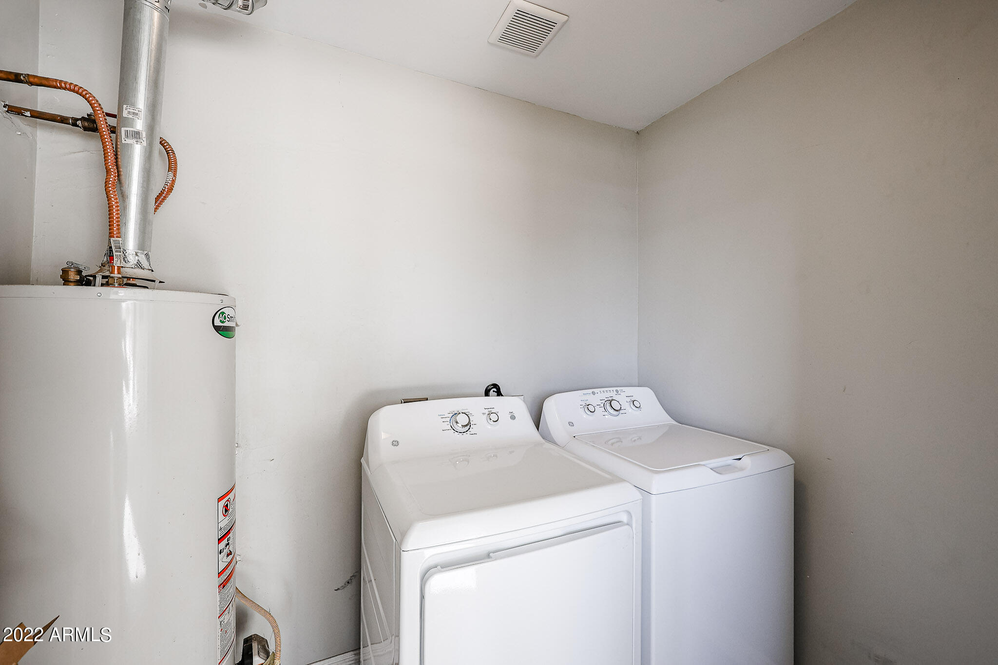 1034 East Elm Street Phoenix, AZ 85014 - Photo 20 of 30 Laundry