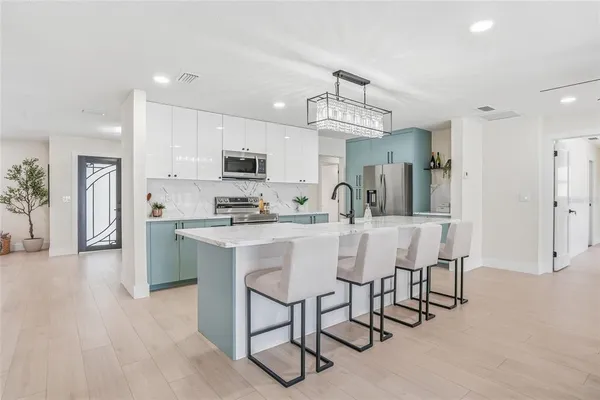 $799,900 | 2644 Pebble Beach Drive, Clearwater, FL 33761