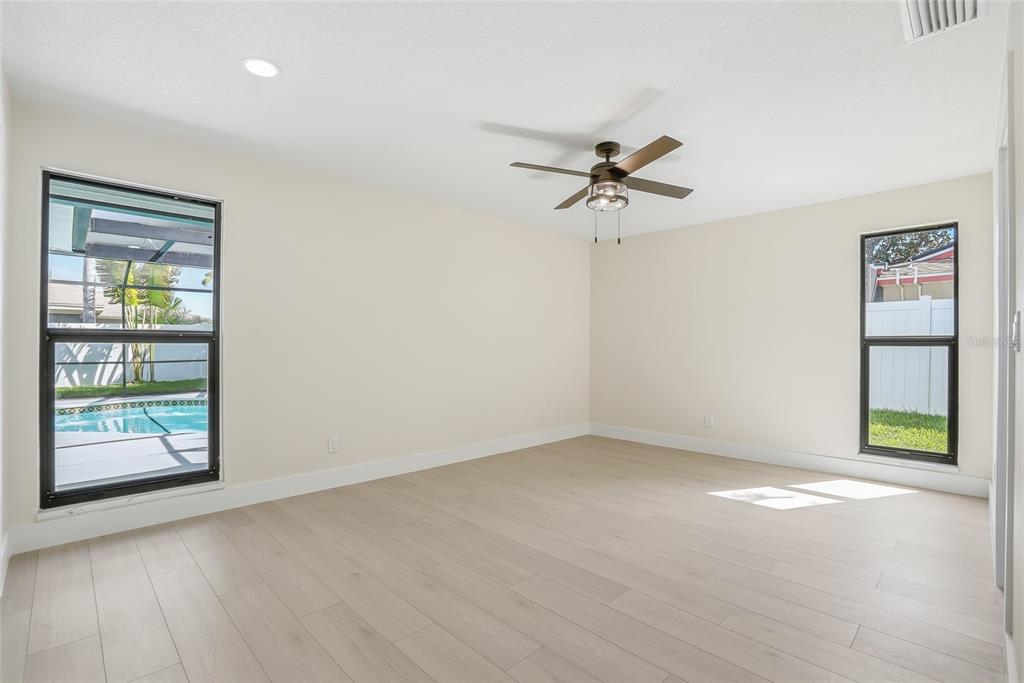 2644 Pebble Beach Drive Clearwater, FL 33761 - Photo 19 of 50