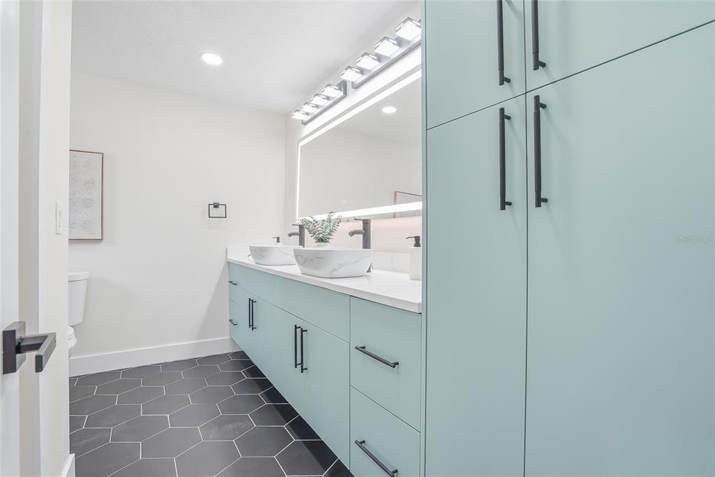 2644 Pebble Beach Drive Clearwater, FL 33761 - Photo 21 of 50