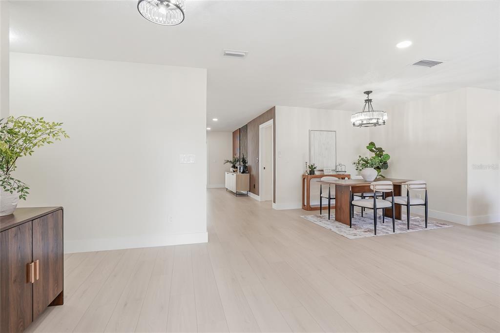 2644 Pebble Beach Drive Clearwater, FL 33761 - Photo 3 of 50