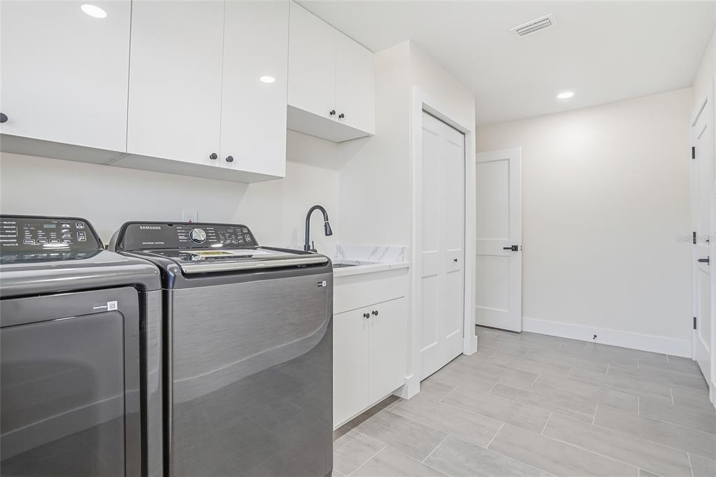 2644 Pebble Beach Drive Clearwater, FL 33761 - Photo 38 of 50