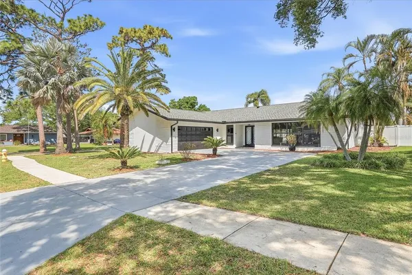 $799,900 | 2644 Pebble Beach Drive, Clearwater, FL 33761