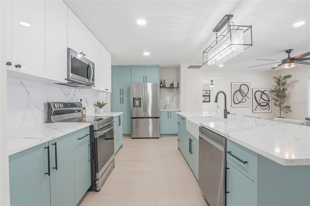 2644 Pebble Beach Drive Clearwater, FL 33761 - Photo 9 of 50