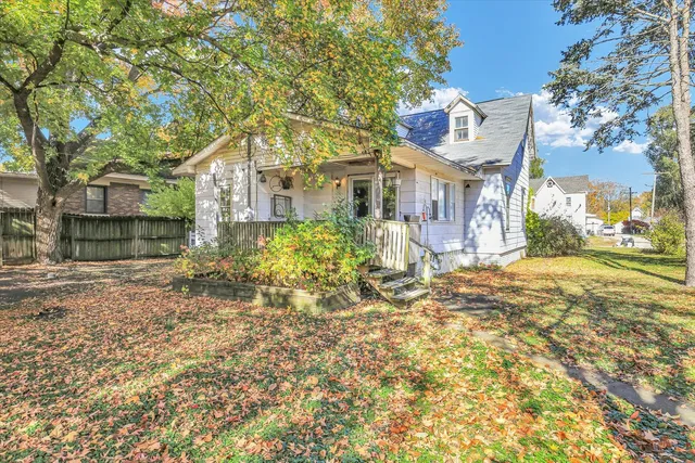 $119,900 | 107 Byron Street, Sidney, IL 61877