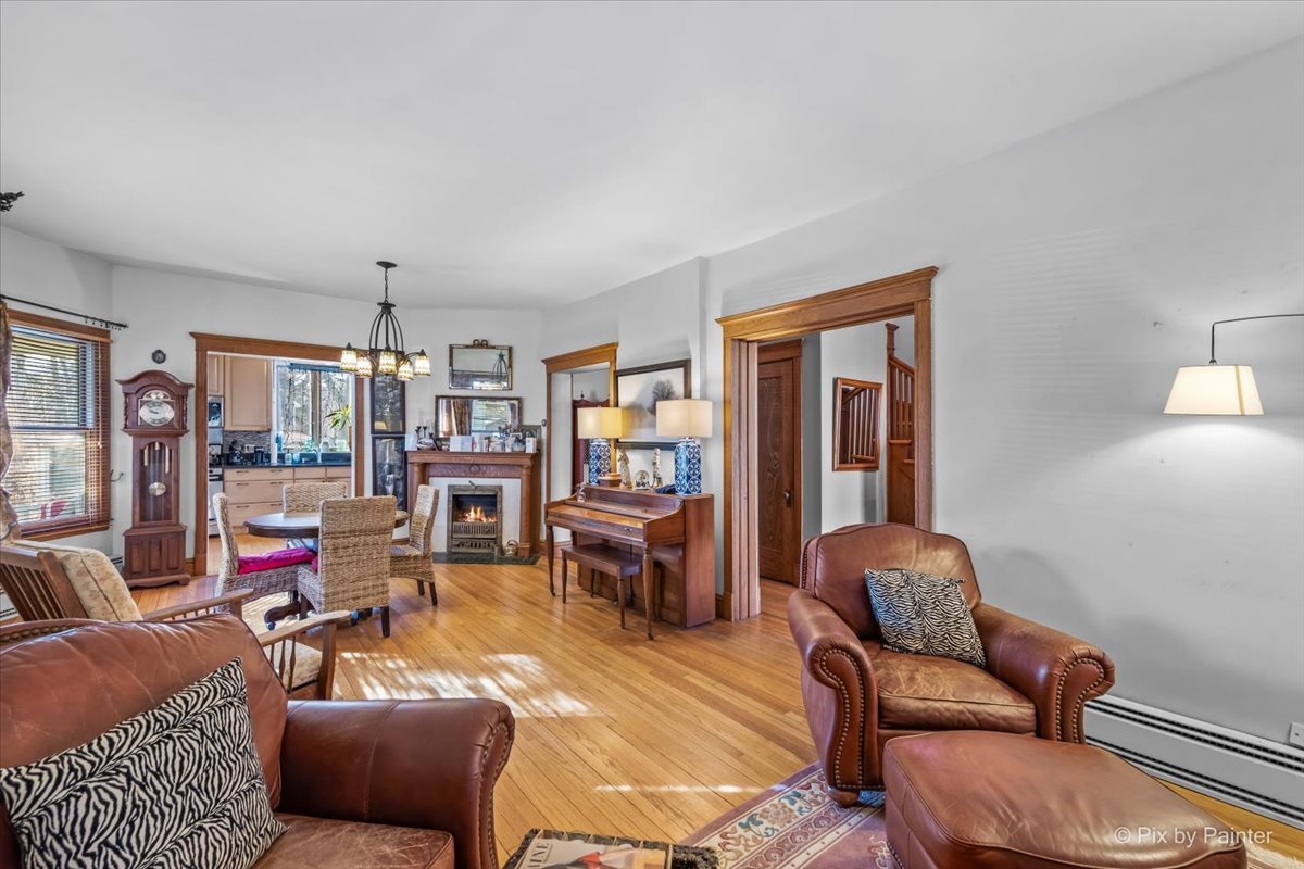 84 Kimbark Road Riverside, IL 60546 - Photo 8 of 40 a living room with furniture and wooden floor