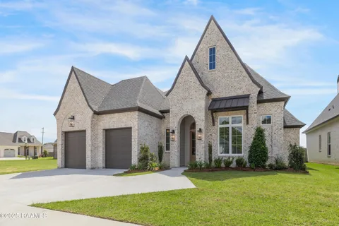 $800,000 | 301 Abercrombie Way, Broussard, LA 70592