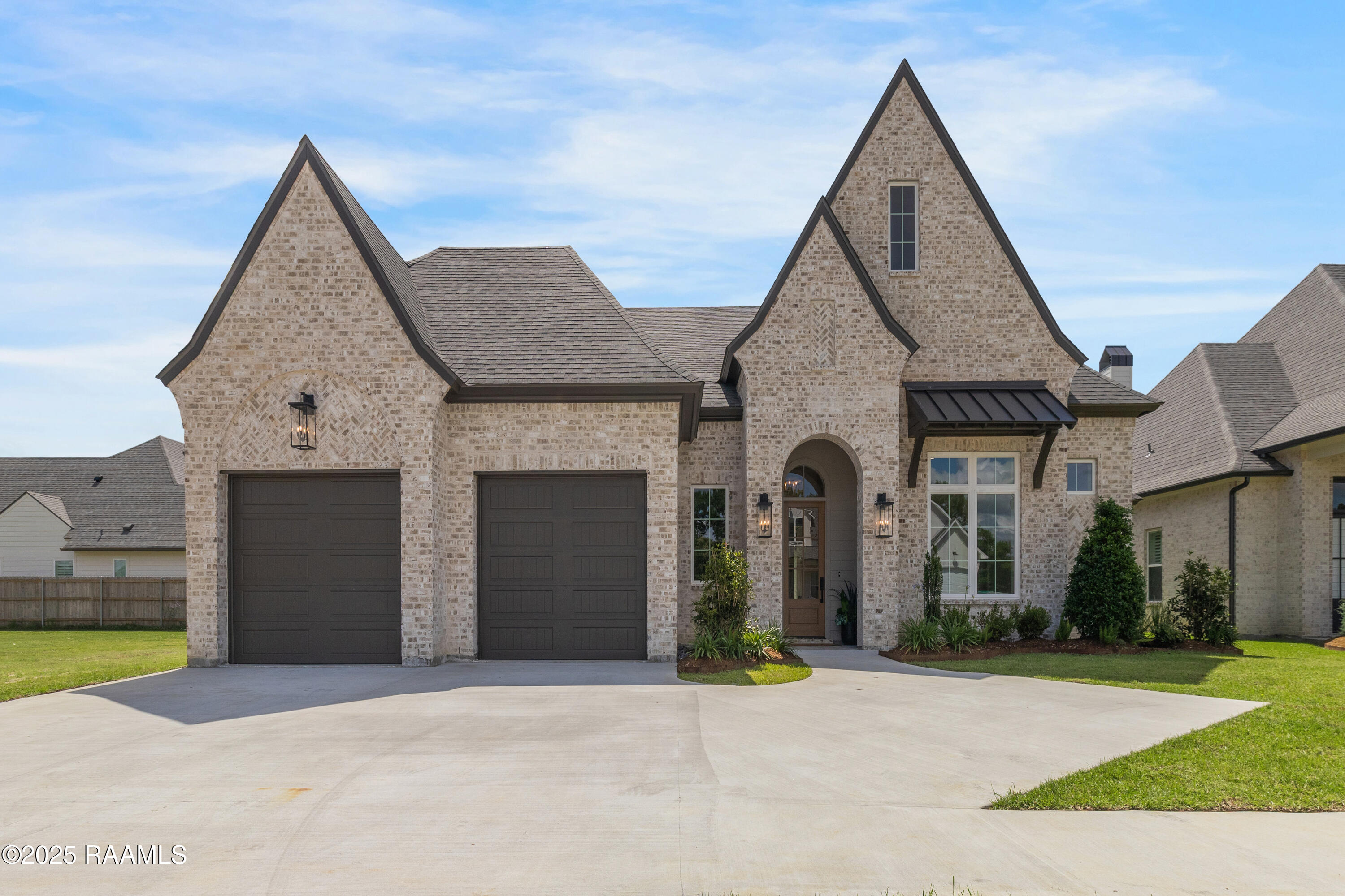 301 Abercrombie Way Broussard, LA 70592 - Photo 3 of 46 301 Abercrombie-1