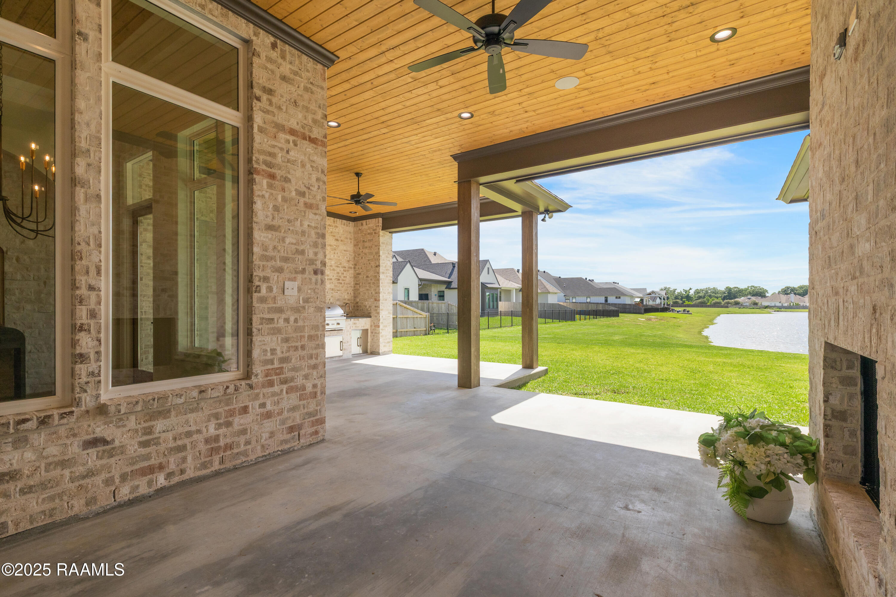 301 Abercrombie Way Broussard, LA 70592 - Photo 40 of 46 301 Abercrombie-40