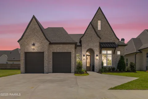 $800,000 | 301 Abercrombie Way, Broussard, LA 70592