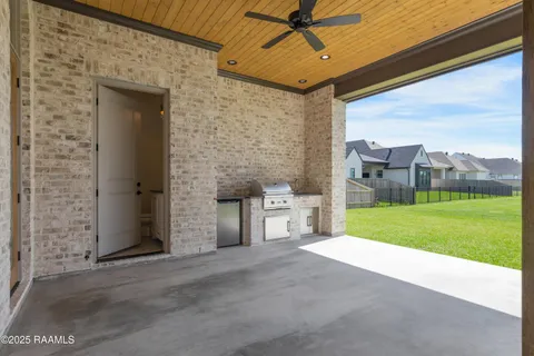 $800,000 | 301 Abercrombie Way, Broussard, LA 70592