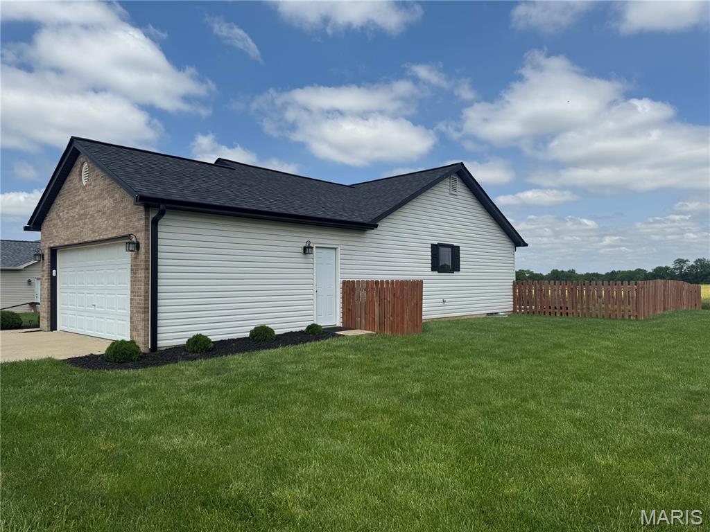 535 Shamrock Drive Waterloo, IL 62298 - Photo 6 of 39