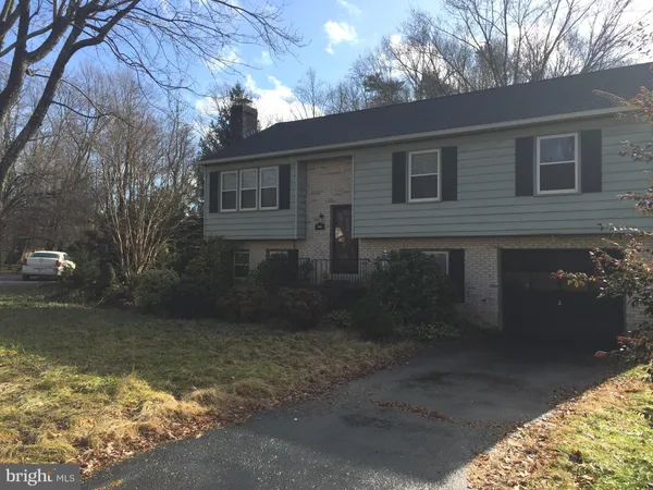 $2,200 | 11919 Stansbury Drive, Fredericksburg, VA 22407