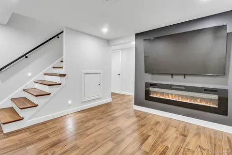 $749,000 | 1 Coles Street, Glen Cove, NY 11542