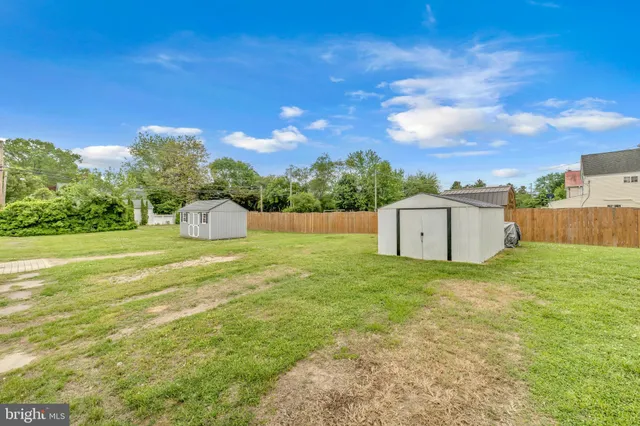 $300,000 | 202 Maryland Avenue, Ridgely, MD 21660