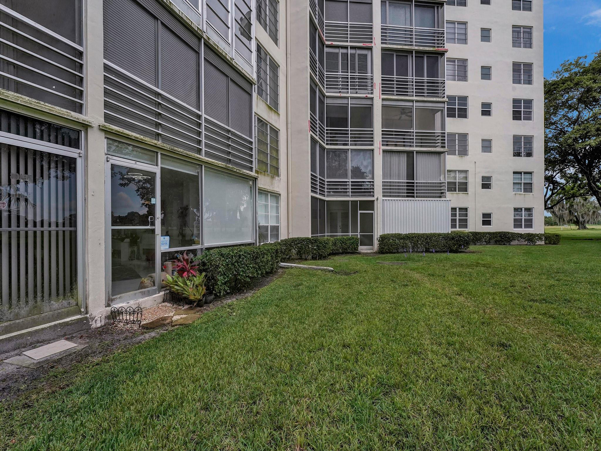 3090 North Course Drive, Unit 104 Pompano Beach, FL 33069 - Photo 19 of 22 Photo 19