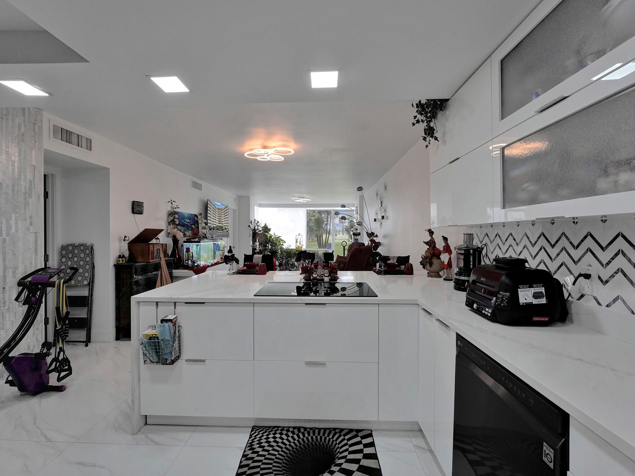 3090 North Course Drive, Unit 104 Pompano Beach, FL 33069 - Photo 5 of 22 Photo 5