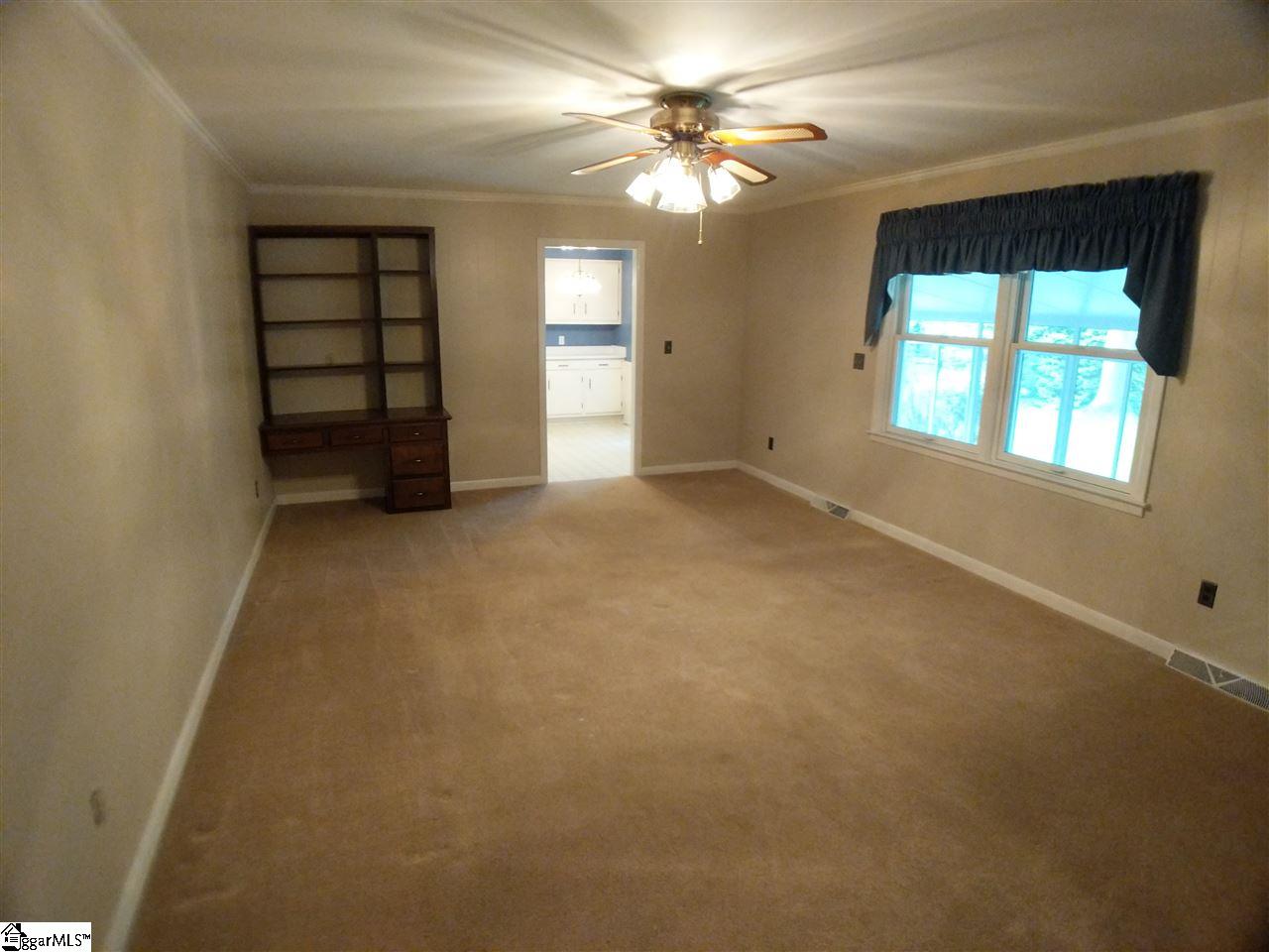 17 Parliament Road Greenville, SC 29615 - Photo 15 of 21 Gallery Image 15