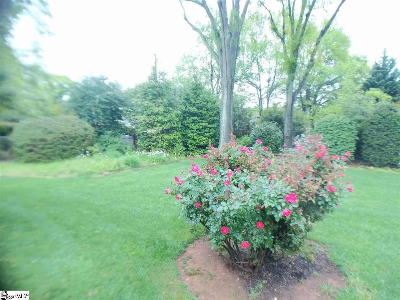 17 Parliament Road Greenville, SC 29615 - Photo 5 of 21 Gallery Image 5