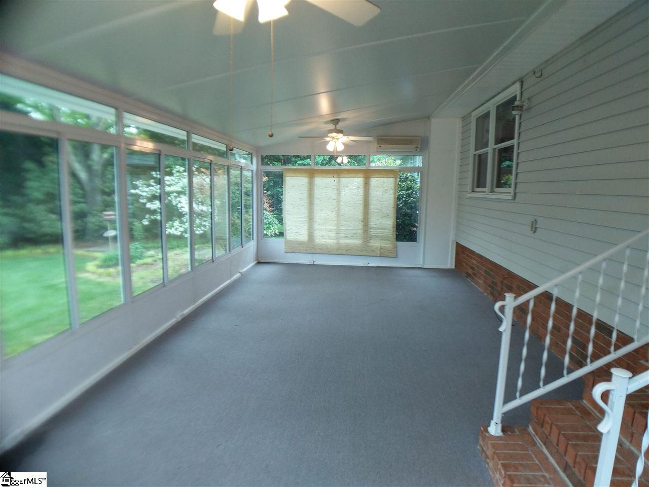 17 Parliament Road Greenville, SC 29615 - Photo 6 of 21 Gallery Image 6