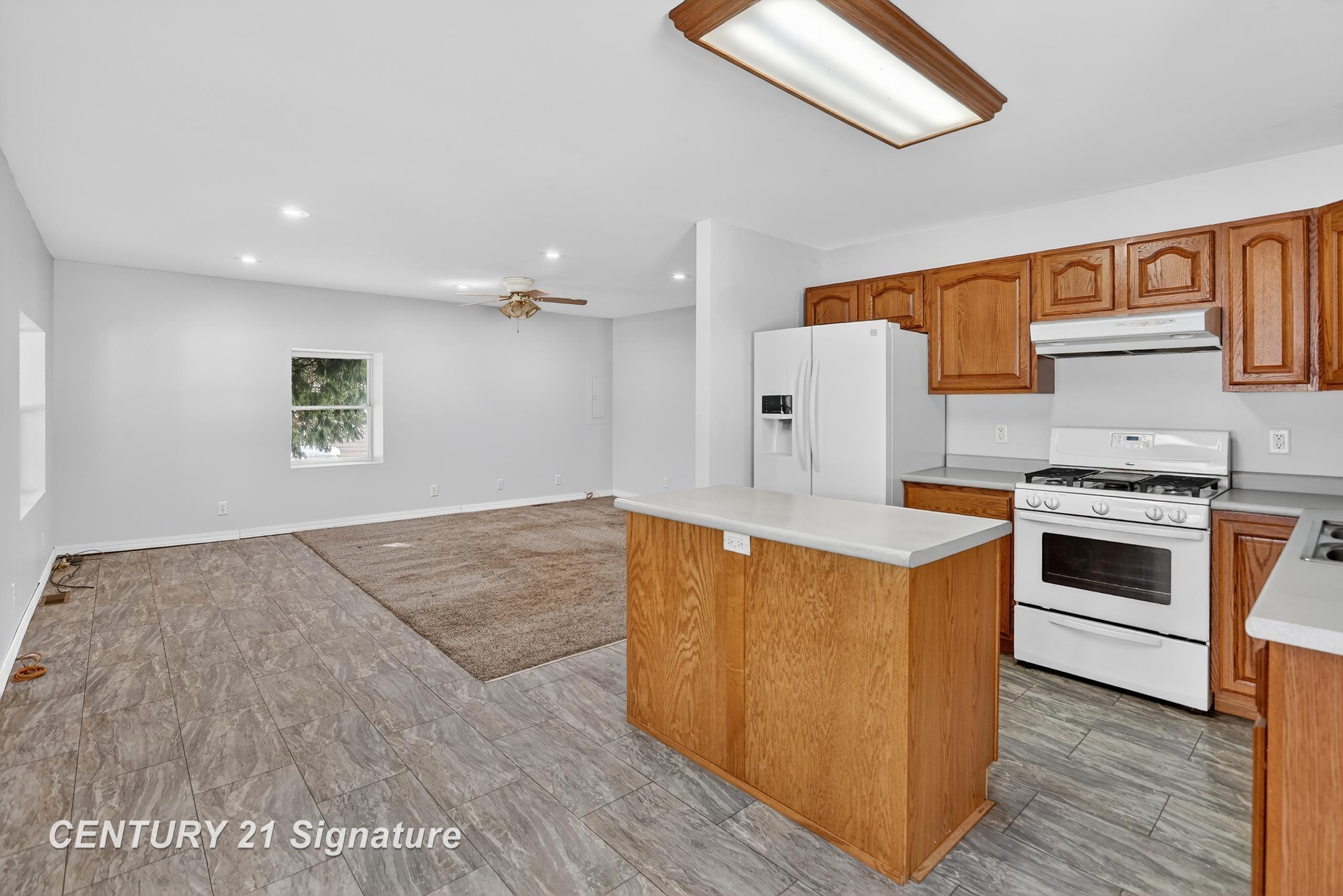 1647 North Huron Road Tawas City, MI 48763 - Photo 22 of 61
