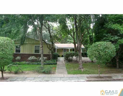33 Agate Road East Brunswick, NJ 08816 - Photo 1 of 1 Gallery Image 1