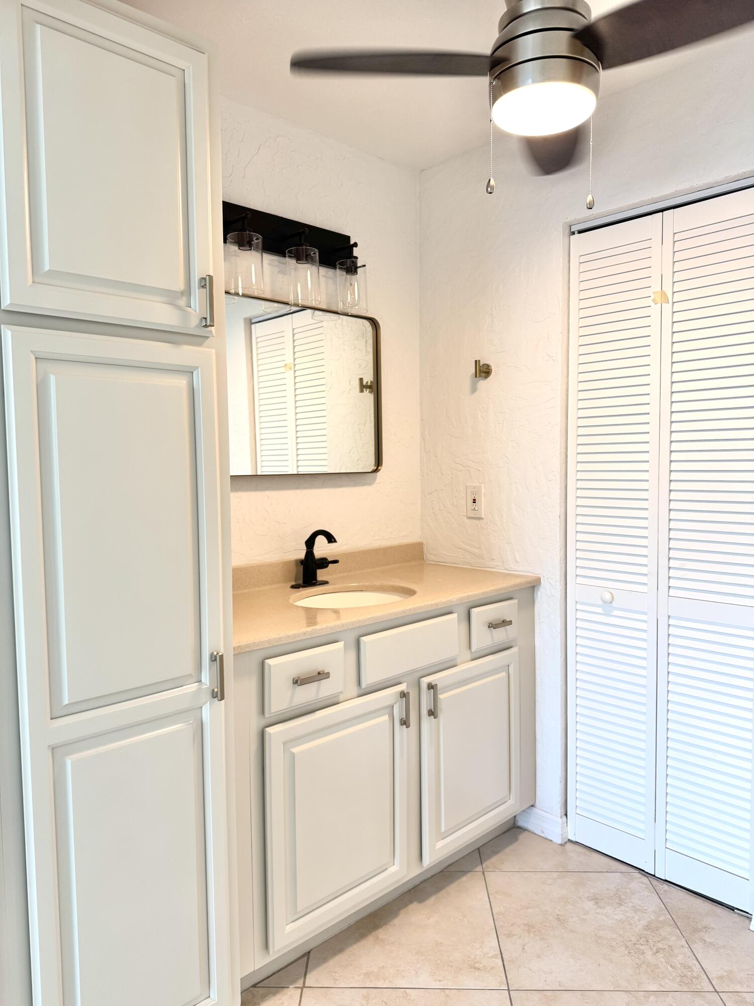 13 Royal Palm Way, Unit 302 Boca Raton, FL 33432 - Photo 15 of 31 IMG_5647