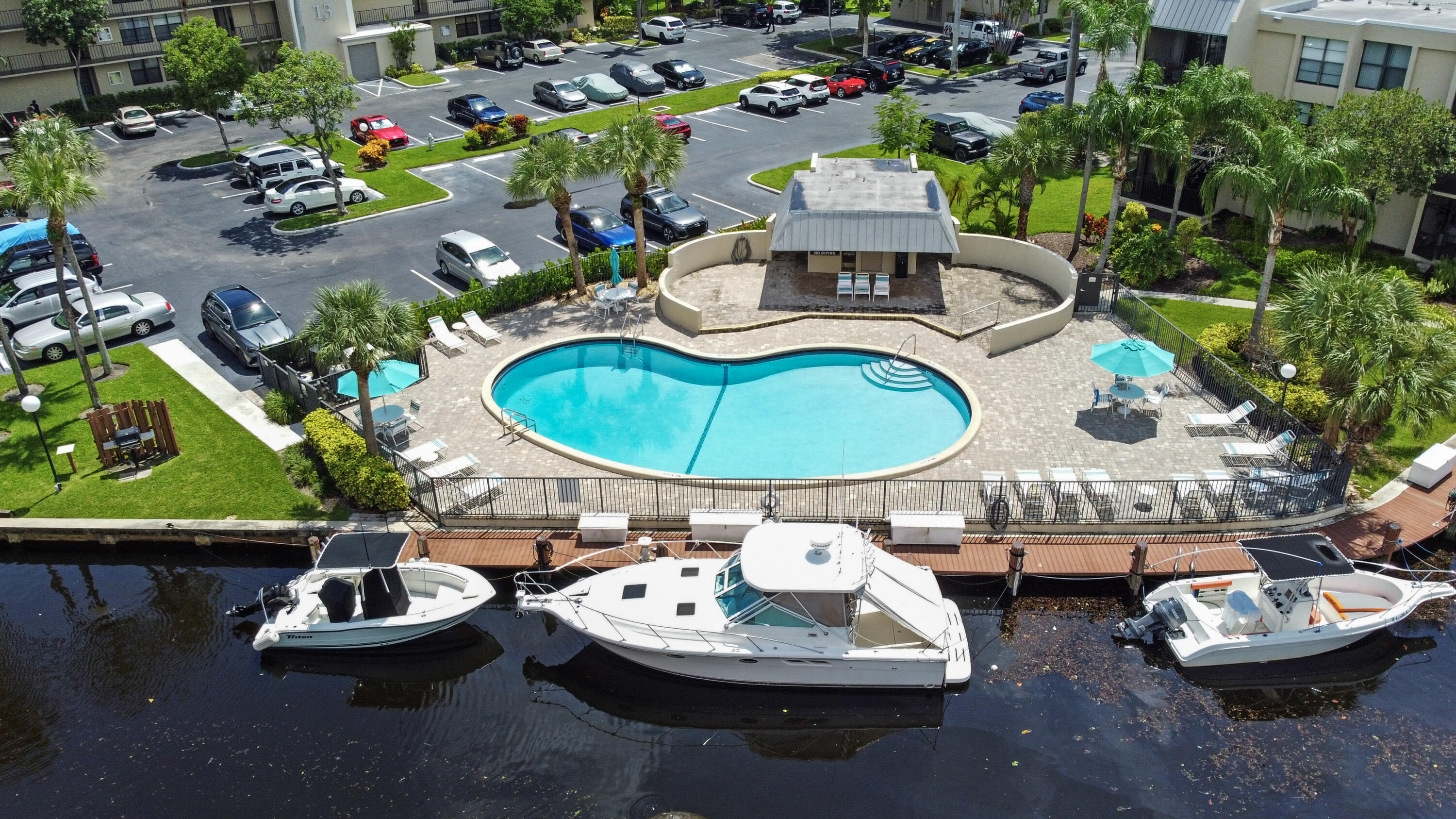 13 Royal Palm Way, Unit 302 Boca Raton, FL 33432 - Photo 24 of 31 6-DJI_0990