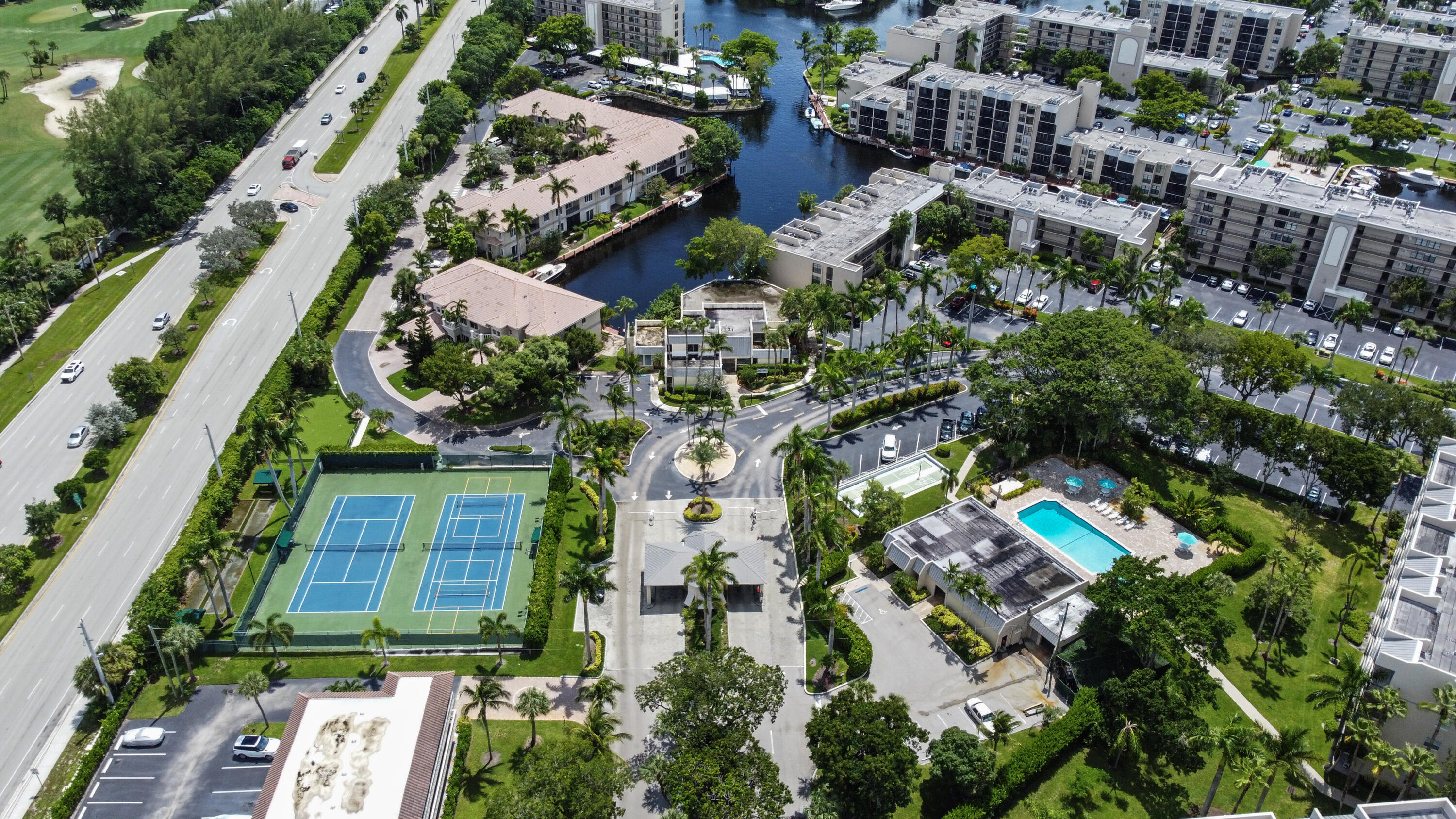 13 Royal Palm Way, Unit 302 Boca Raton, FL 33432 - Photo 26 of 31 an aerial view of residential houses with outdoor space